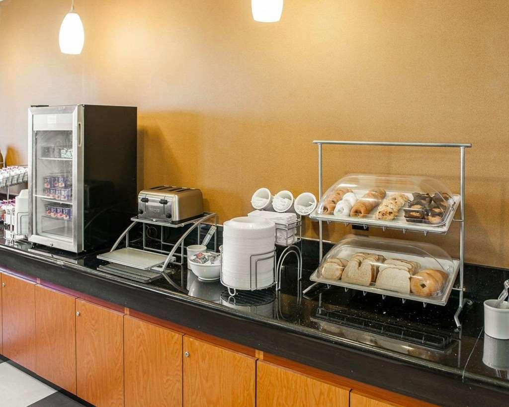 Spark By Hilton Indianapolis Northeast Fishers Restaurant billede